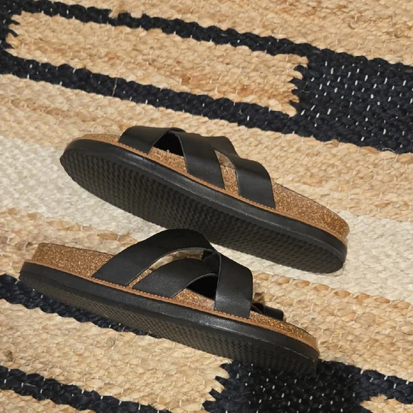 Free People Black Cork Bed Flat Sandals, Leather Upper, VGUC, Sz6, Comfort - Picture 8 of 11
